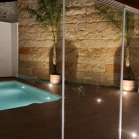 Chalice - Luxury With Pool And Sea-view