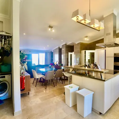 Chalice - Luxury With Pool And Sea-view *