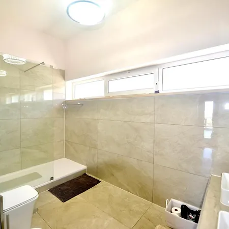 Chalice - Luxury With Pool And Sea-view *